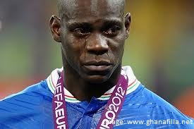Mario Balotelli crying after Euro 2012